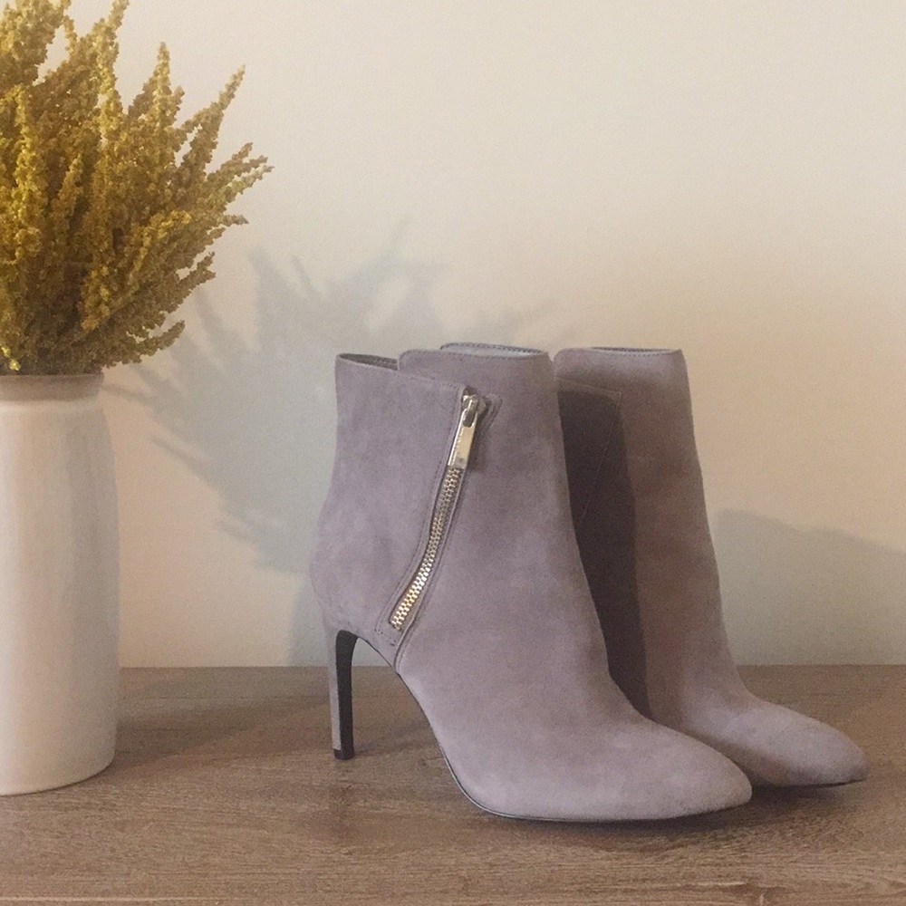 Vince Camuto Mouse Gray Swede Healed Boot